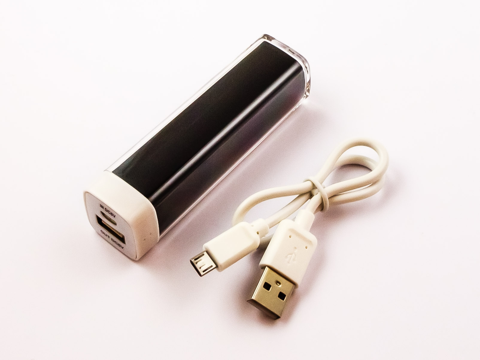 akku-fur-universal-15811-38015 Powerbank, Li-ion, 2200mAh, 8,2Wh, Schwarz