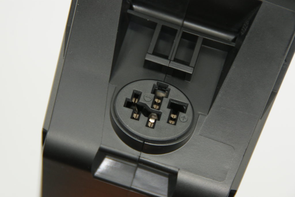 Entladebuchse_Bosch_Active_Performance-1024x685